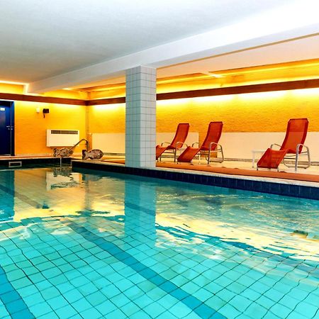Hotel Meran Hallenbad & Sauna Saarbruecken Exterior photo