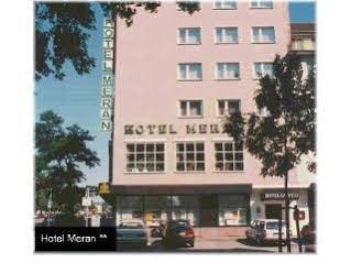 Hotel Meran Hallenbad & Sauna Saarbruecken Exterior photo